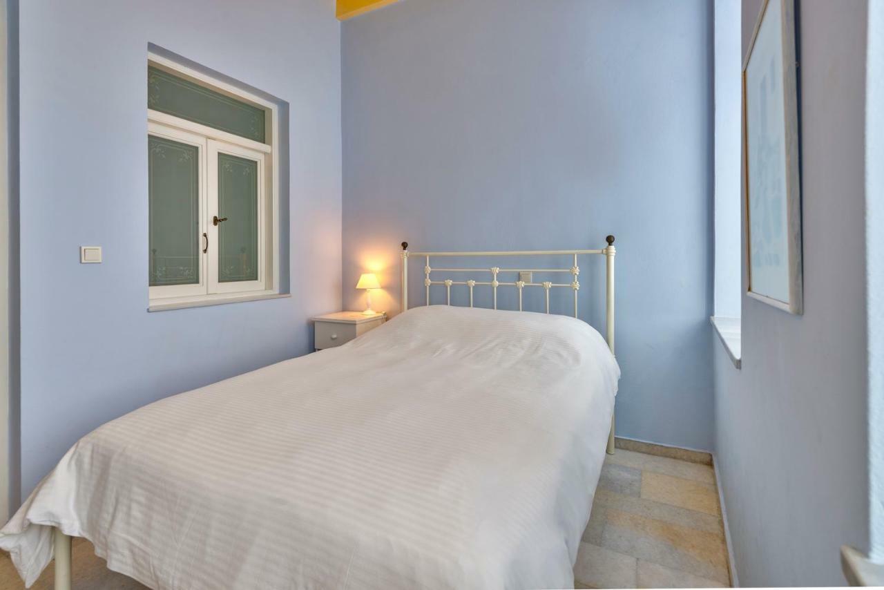 Island Of Luxury Apartments Ermoupoli Buitenkant foto
